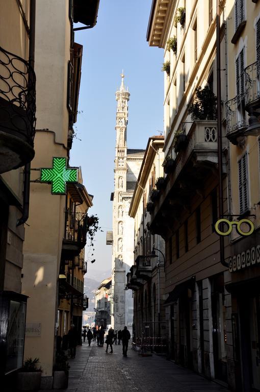 Appartement Charming - Downtown In The Pedestrian Area With 2 Double Bedrooms And 2 Complete Bathrooms A Spacious Living And Full Equipped Kitchen *